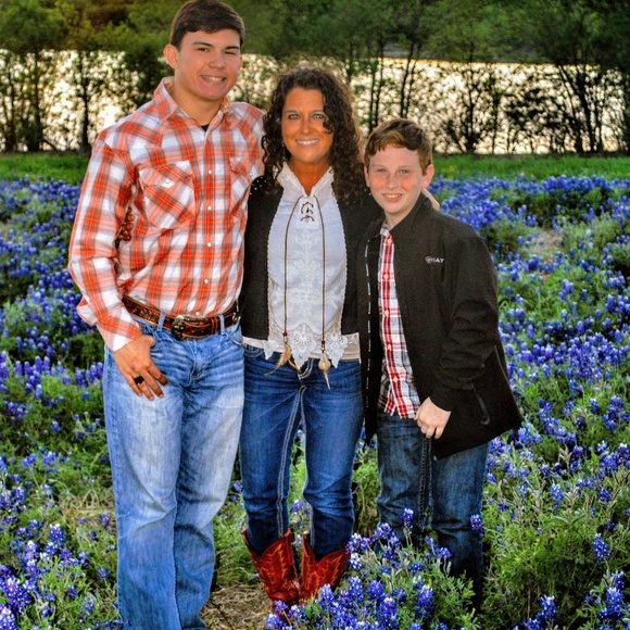 Meet your Posher, Shannon ****Ambassador**** - Picture 3 of 8